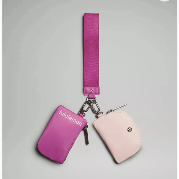 Lululemon wristlet - Picture 5 of 16